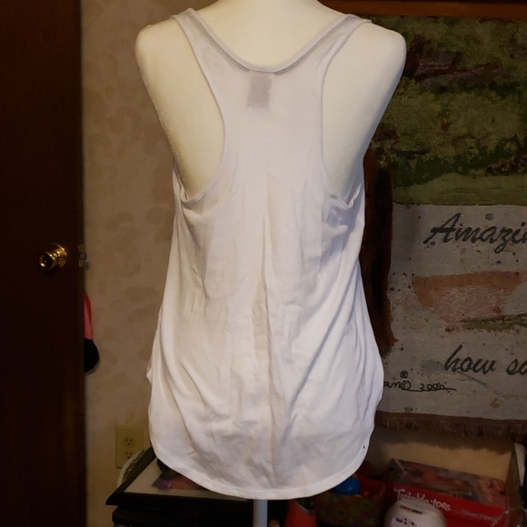 tops - Picture 2 of 2